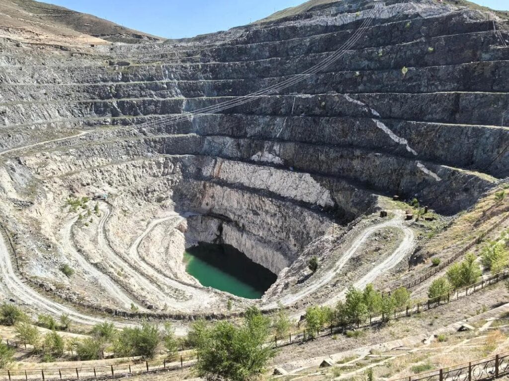 How to travel to Keketohai in Xinjiang?