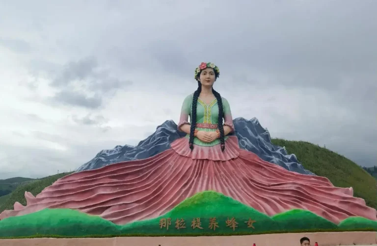 The Woman Who Captures the Essence of Nalati