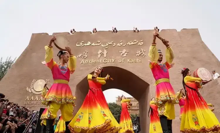 2026 Ultimate Travel Guide to Southern Xinjiang for Foreign Visitors
